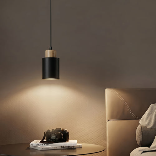 Luminária de Pêndulo Estilo Casa de Campo Moderna, Luminária Preta Fosca, Luminária de Pêndulo Cilíndrica de Metal e Madeira com Veios Vintage, Altura Ajustável, Base E27, Luminária Suspensa Elegante Adequada para Cozinha, Mesa de Jantar, Quarto, Lâmpada Não Inclusa