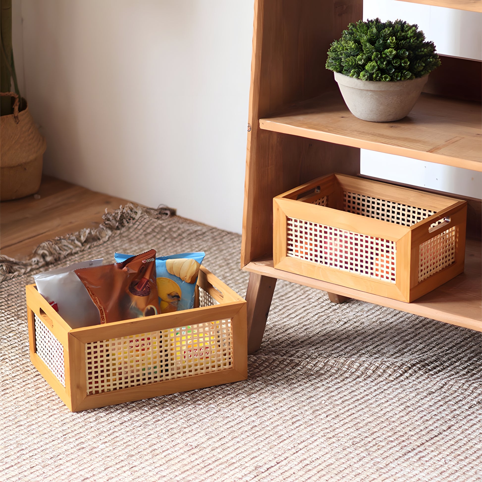 Cesto de Armazenamento de Madeira Vintage Multiuso para Mesa - Organizador de Prateleira para Mesa, Cesto Decorativo de Rattan Artesanal com Estrutura de Madeira para Material de Escritório, Cosméticos e Armazenamento de Quarto e Banheiro (Grande/Pequeno)