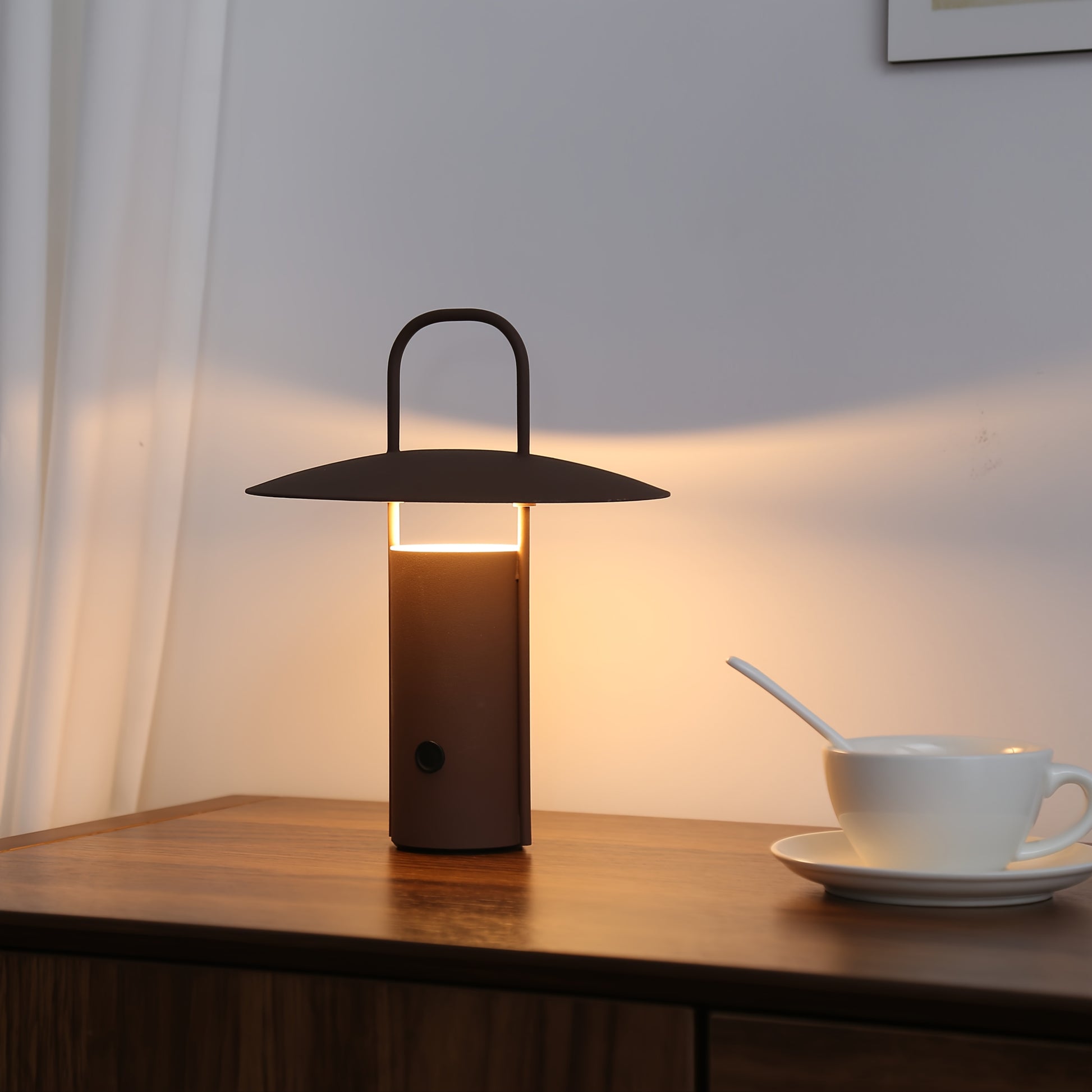 Candeeiro de Mesa Sem Fios Clássico, com Controlo Tátil para Cores LED e Brilho Ajustáveis. Recarregável por USB. Adequado para Uso em Quartos, Salas de Estar, Cafés, Hotéis, Etc. Ideal para Ambiente Romântico de Noites de Encontro.