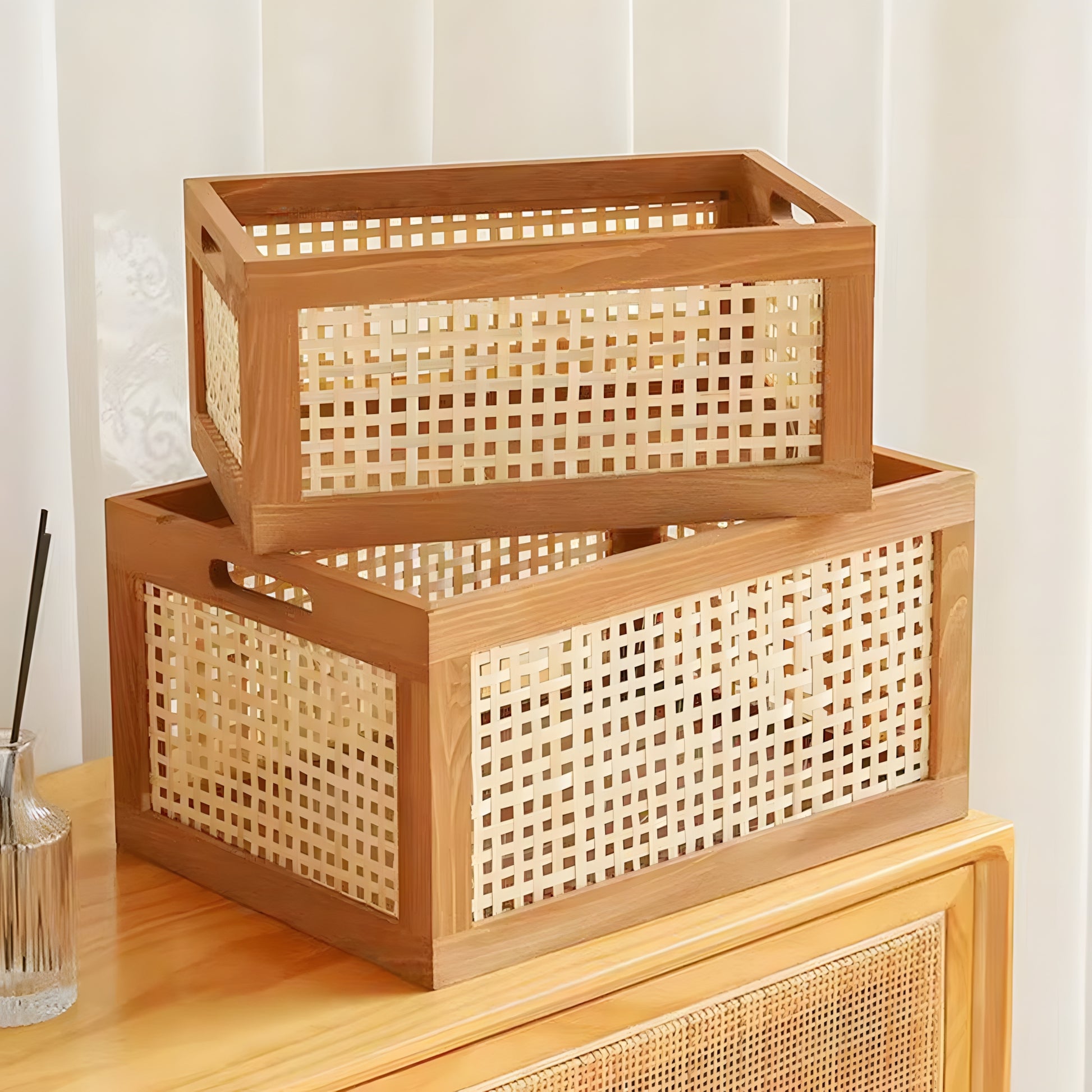 Cesto de Armazenamento de Madeira Vintage Multiuso para Mesa - Organizador de Prateleira para Mesa, Cesto Decorativo de Rattan Artesanal com Estrutura de Madeira para Material de Escritório, Cosméticos e Armazenamento de Quarto e Banheiro (Grande/Pequeno)