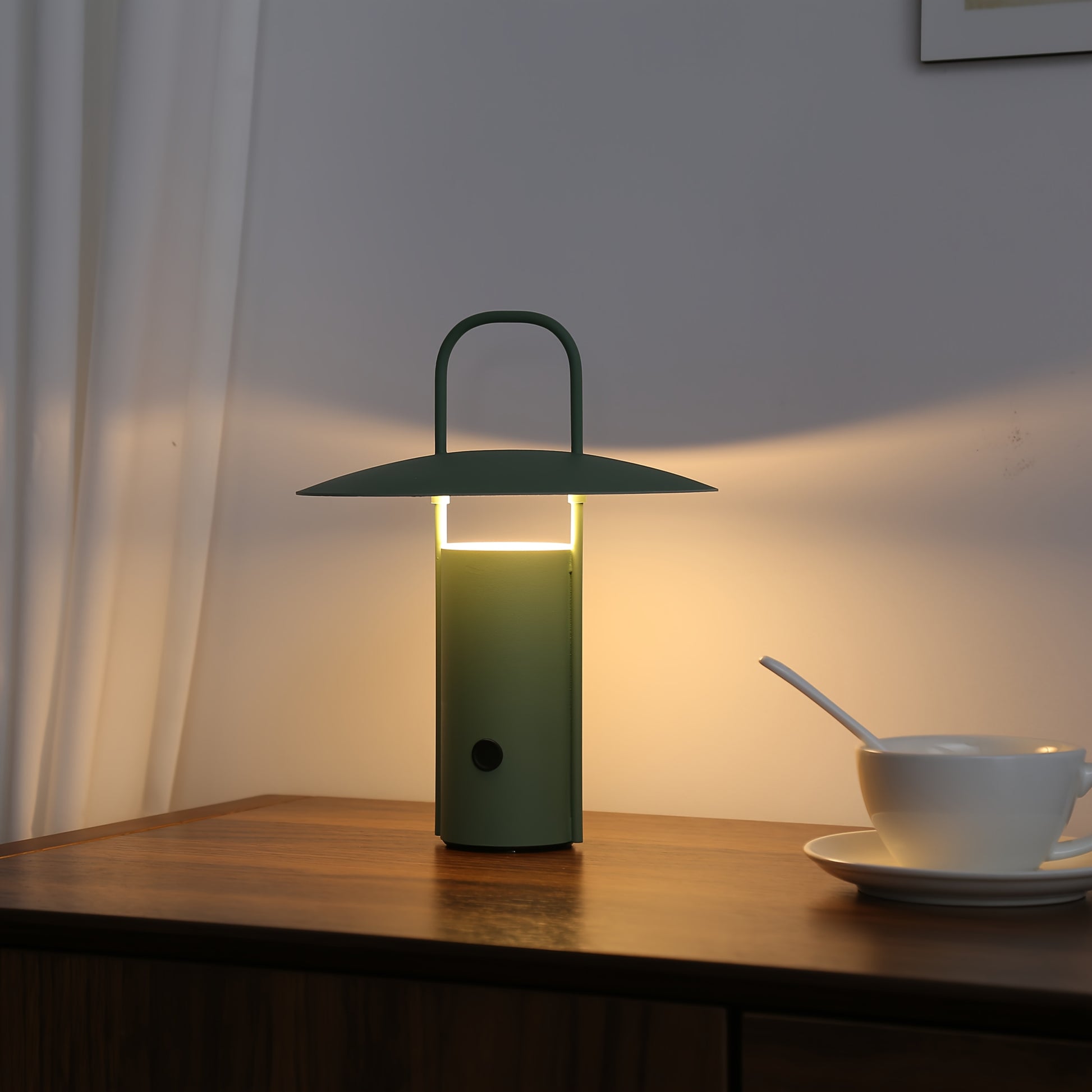 Candeeiro de Mesa Sem Fios Clássico, com Controlo Tátil para Cores LED e Brilho Ajustáveis. Recarregável por USB. Adequado para Uso em Quartos, Salas de Estar, Cafés, Hotéis, Etc. Ideal para Ambiente Romântico de Noites de Encontro.