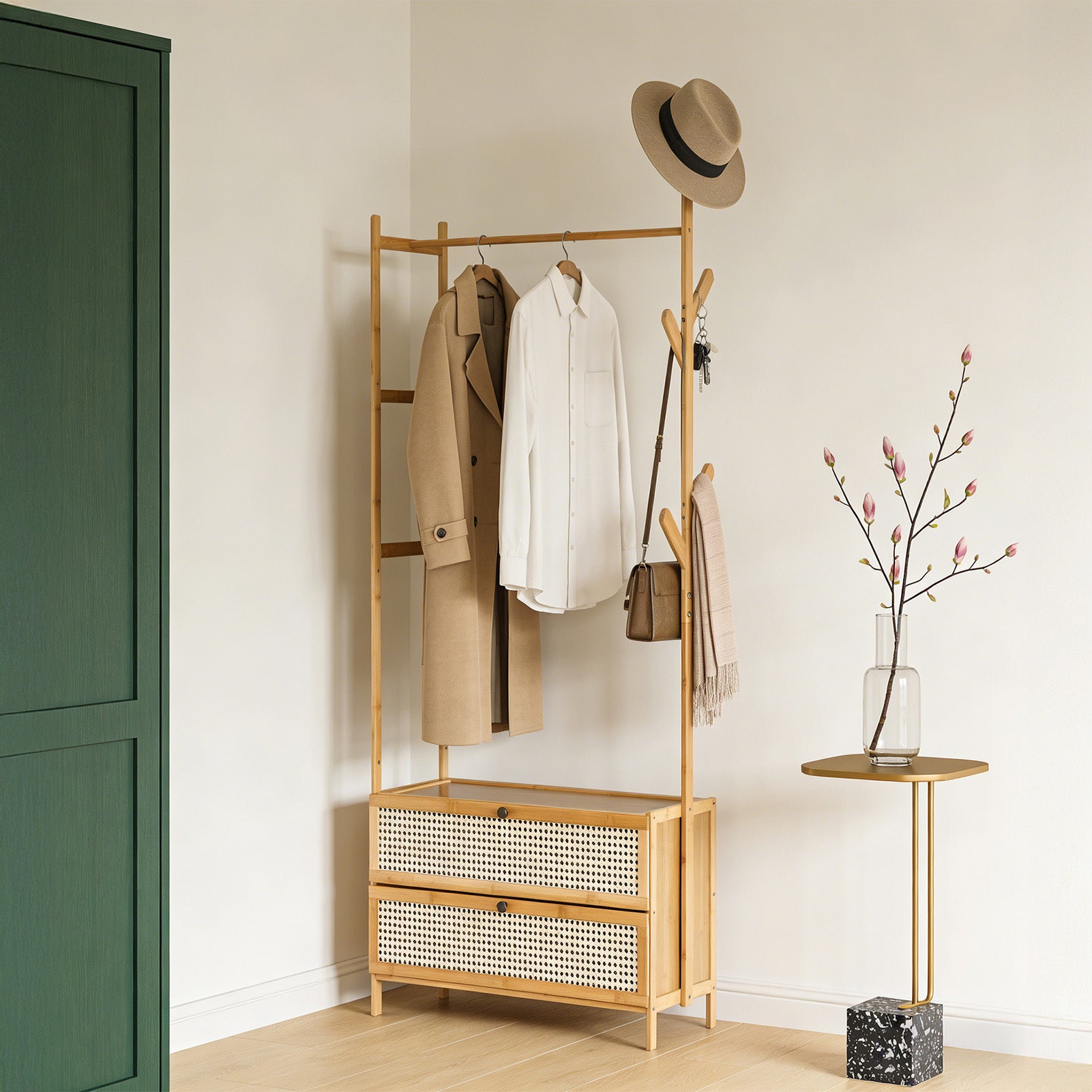 Suporte de Sapatos Oculto de Bambu para Poupar Espaço com Cabide - Armário de Sapatos com Design Ventilado, Cabide, Armário Aberto, Suporte de Roupa e Casacos Multiusos com Ganchos, Barra de Roupa de Madeira com Prateleiras para Hall de Entrada e Sala de Estar (Madeira Natural, 50x30x161cm)